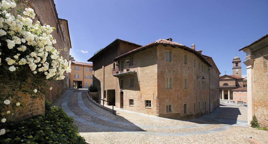 Marchesi Alfieri - Cantine E Ospitalita San Martino Alfieri Extérieur photo
