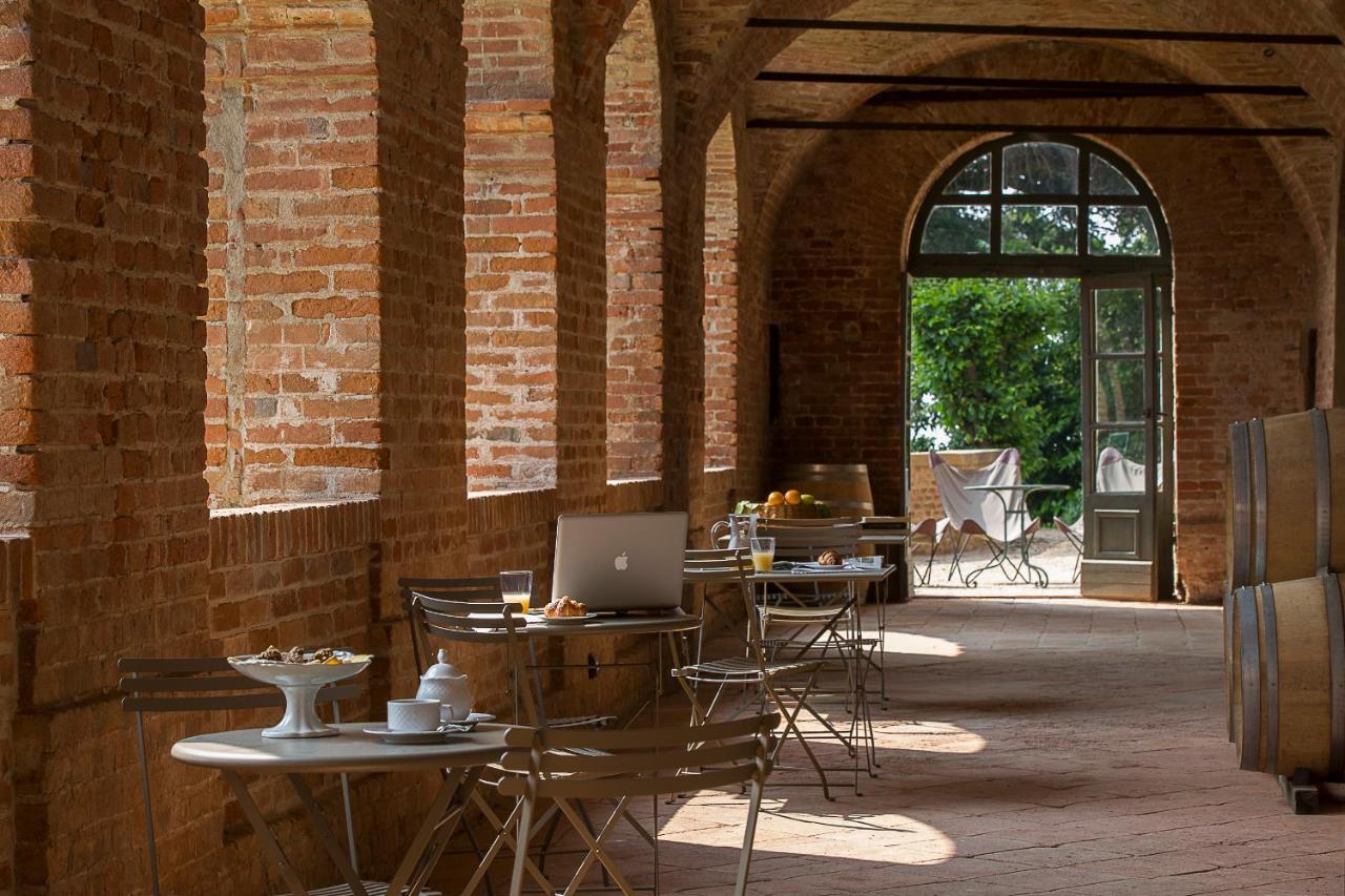 Marchesi Alfieri - Cantine E Ospitalita San Martino Alfieri Extérieur photo